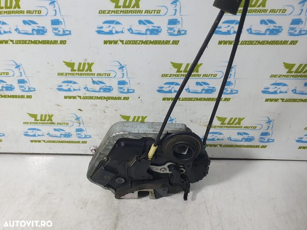 Broasca usa stanga fata pbt+asa-gf20 Lexus IS XE20  [din 2005 pana  2010] - 1
