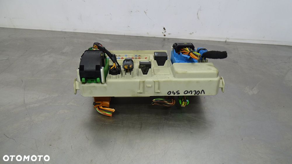 MODUŁ BSI VOLVO S40 II LIFT 1.8 - 1