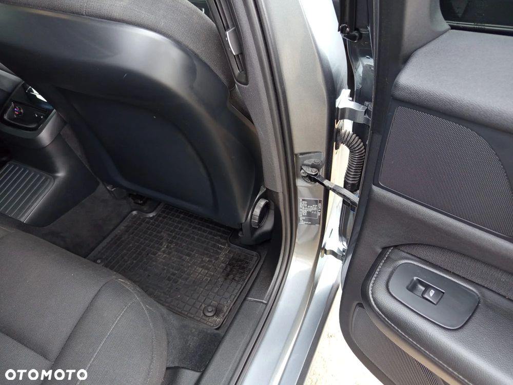 Volvo V60 T6 AWD Twin Engine Geartronic Momentum Pro - 22