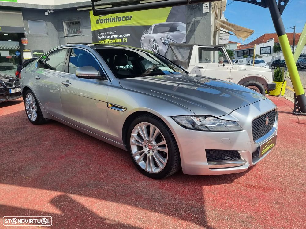 Jaguar XF 20d Aut. R-Sport - 9