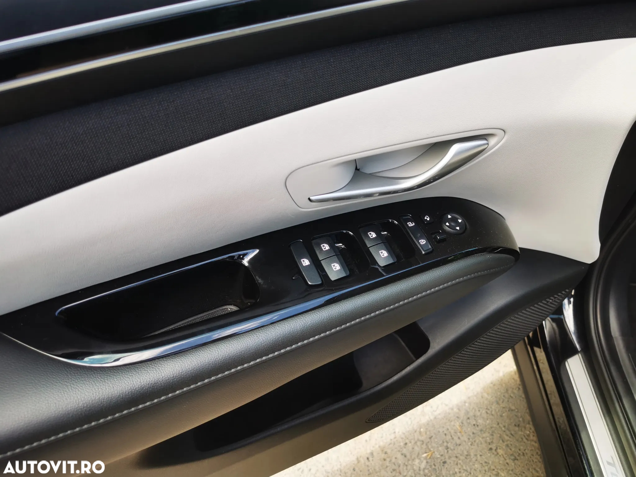 Hyundai Tucson PHEV 1.6 l 265 CP 4WD 6AT Luxury - 14