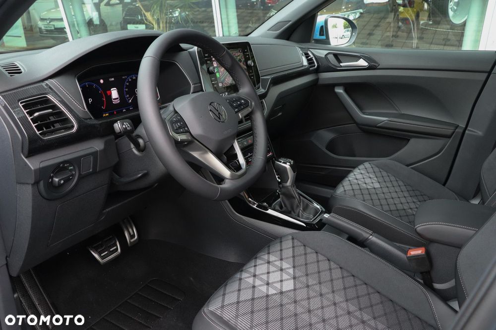 Volkswagen T-Cross - 12