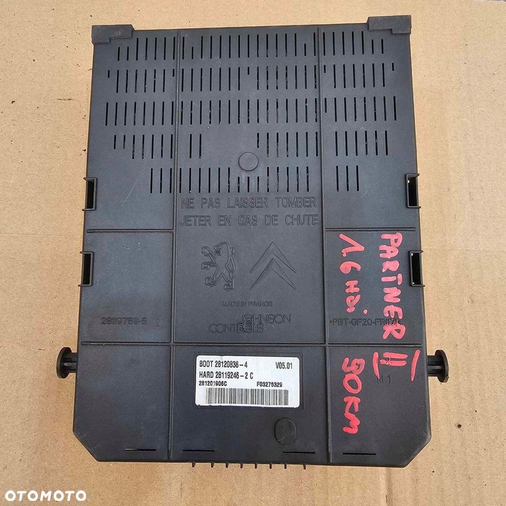 peugeot partner ii berlingo iii skrzynka moduł sterownik bezpieczników bsi - 2