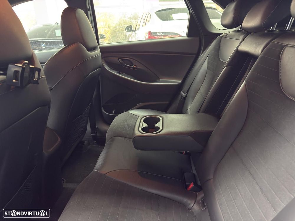 Hyundai i30 N 2.0 T-GDi Performance Pack - 28