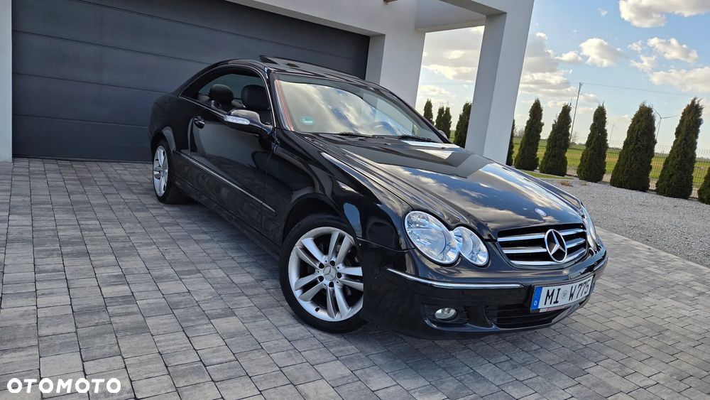 Mercedes-Benz CLK - 11