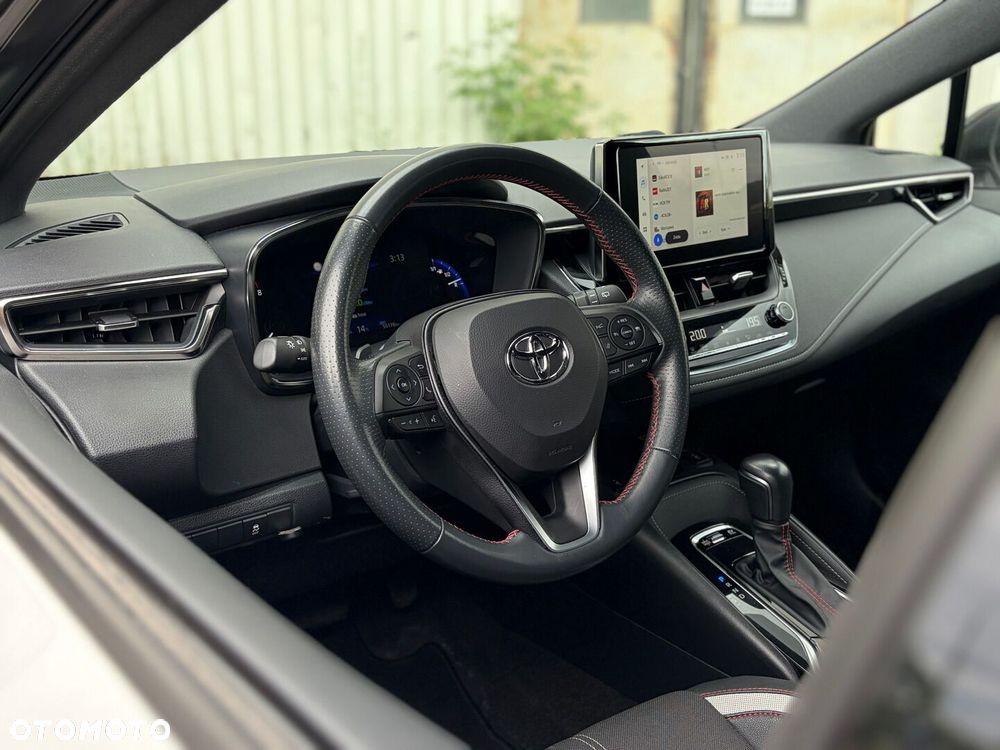 Toyota Corolla 2.0 Hybrid GR Sport - 17