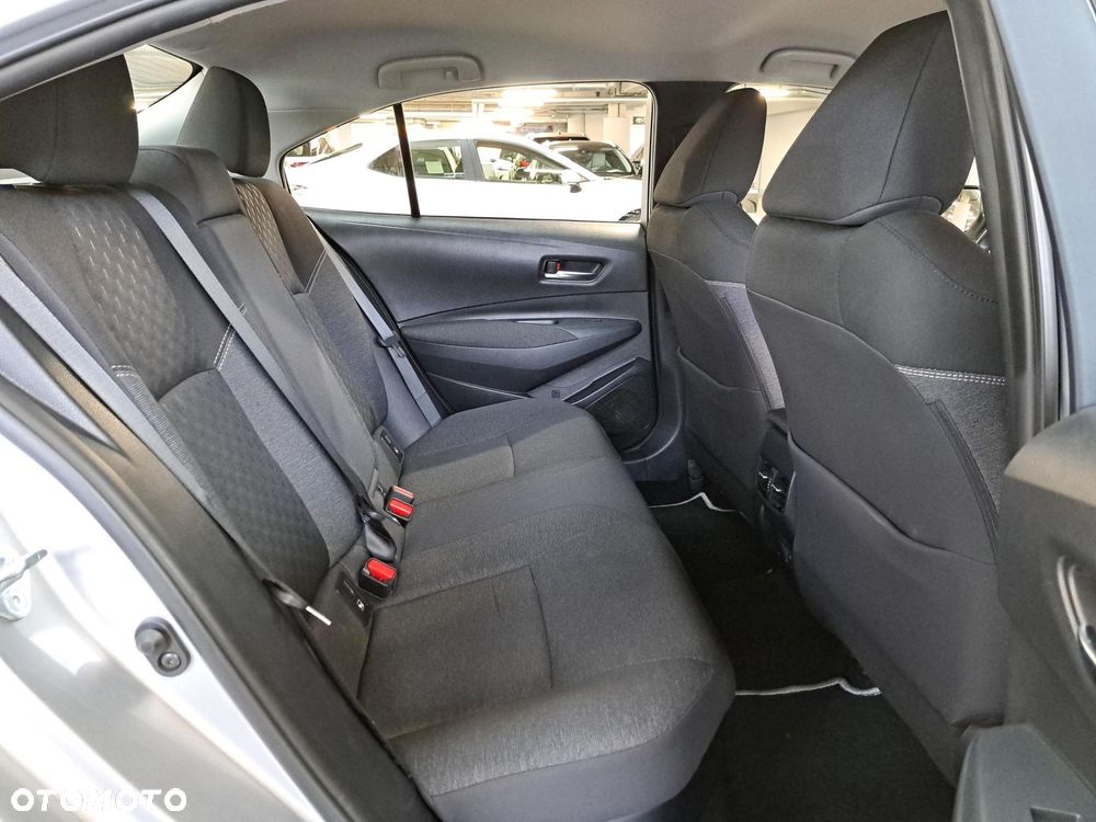 Toyota Corolla 1.8 Hybrid Comfort - 15