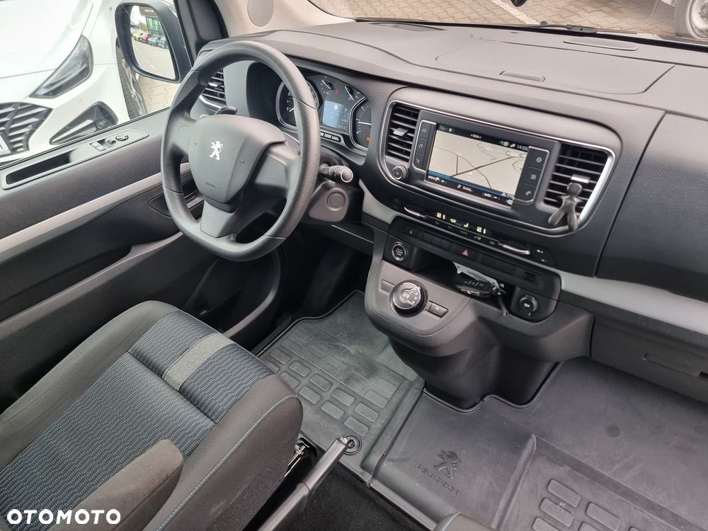 Peugeot Traveller 2.0 BlueHDi Standard Active - 19