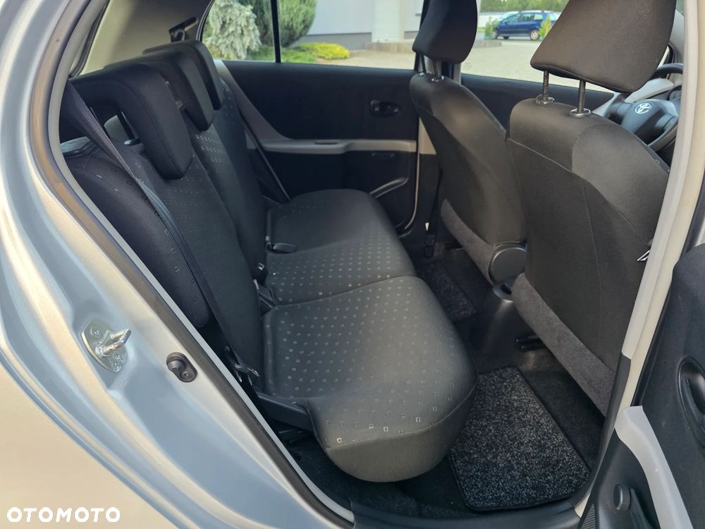 Toyota Yaris 1.4 D-4D S - 19