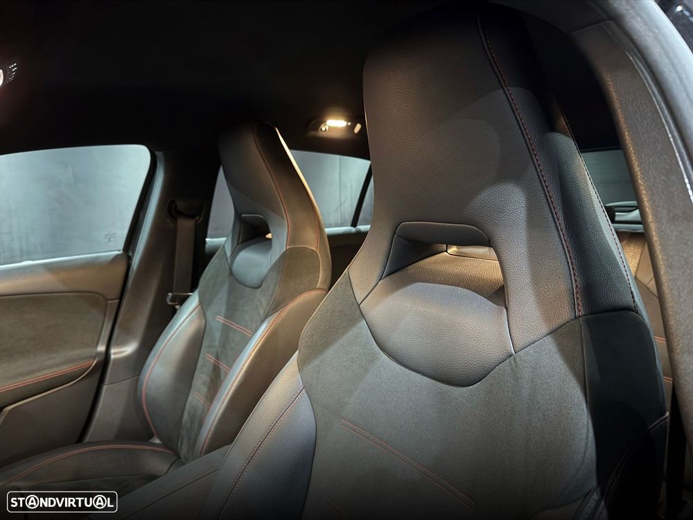 Mercedes-Benz A 180 d AMG Line Aut. - 34