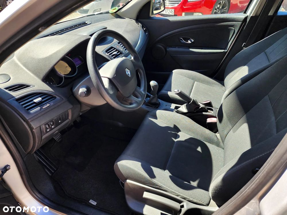 Renault Megane 1.6 16V 100 J'taime - 25