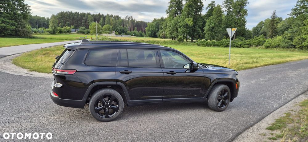 Jeep Grand Cherokee - 15