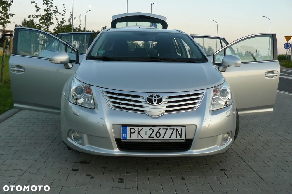 Toyota Avensis - 7