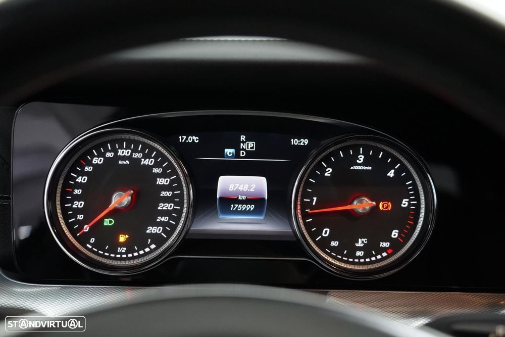 Mercedes-Benz E 220 d AMG Line - 10