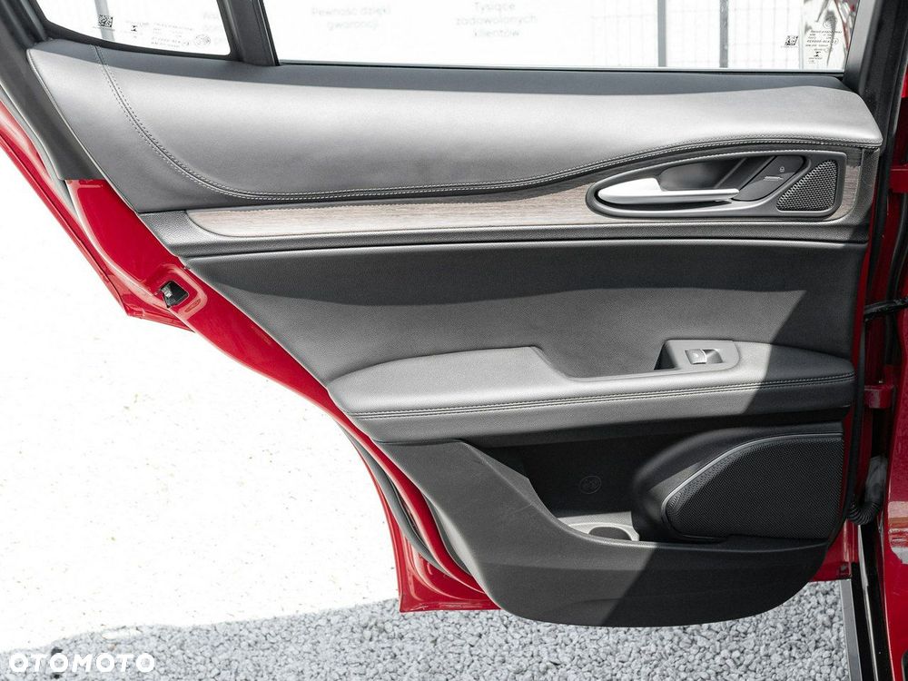 Alfa Romeo Stelvio 2.0 Turbo TI Q4 - 23