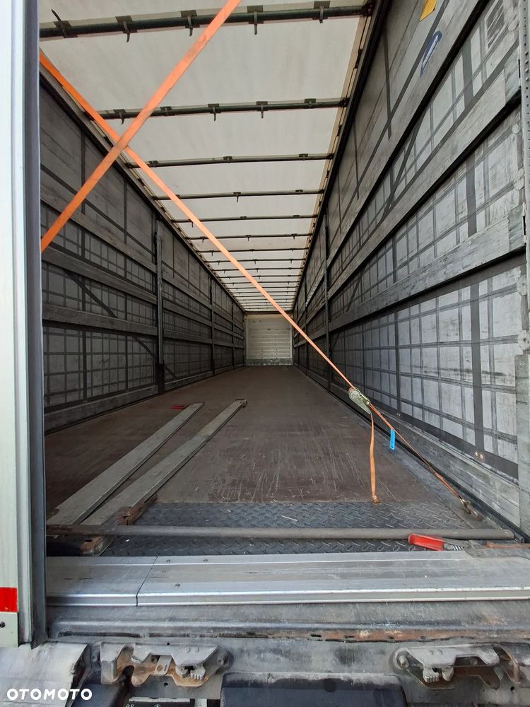 Schmitz Cargobull scb s3t - 2