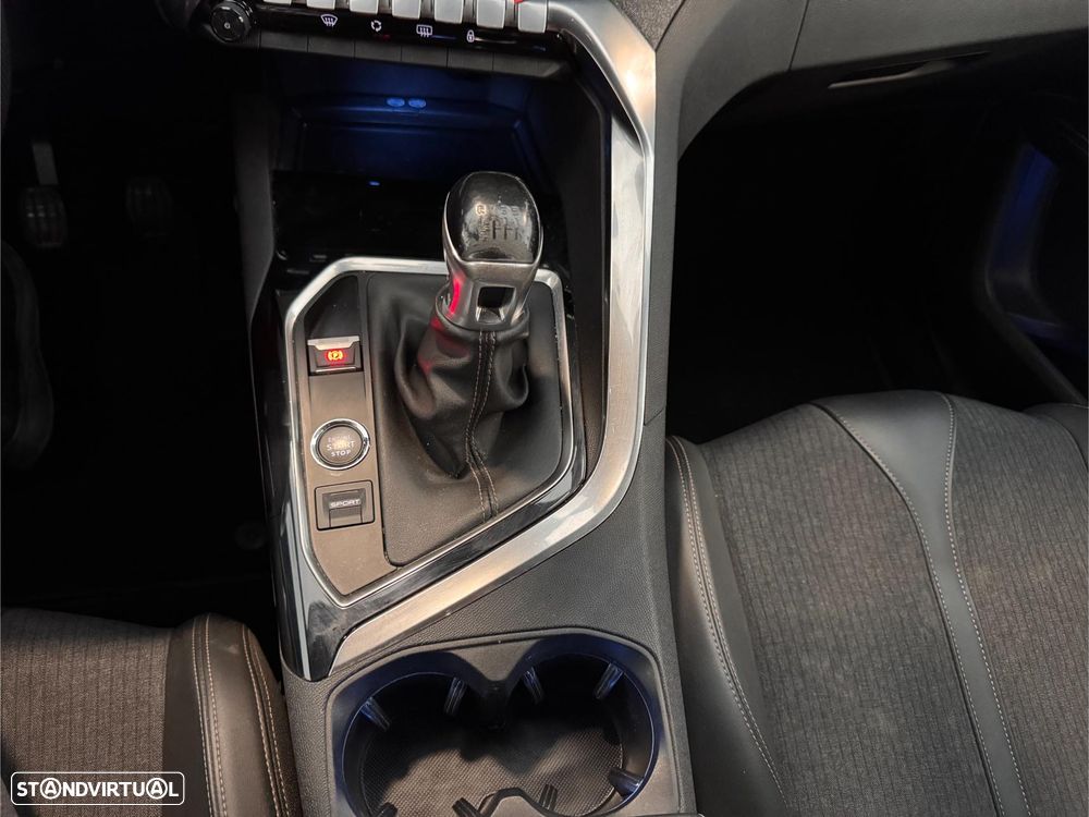 Peugeot 5008 1.5 BlueHDi GT Line - 27