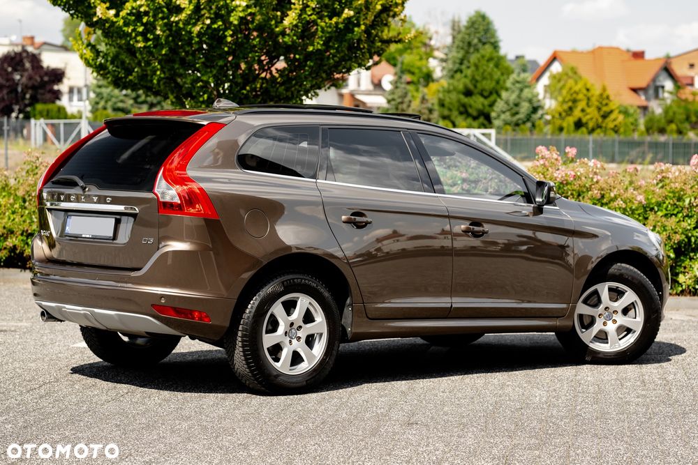 Volvo XC 60 D3 Drive-E Momentum - 10
