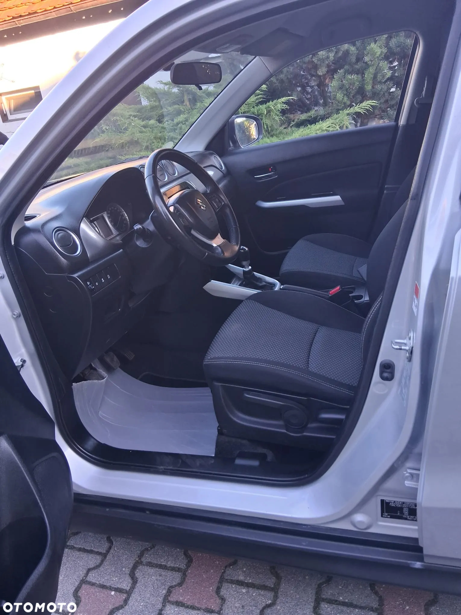 Suzuki Vitara 1.6 DDiS (4x2) Comfort+ - 13