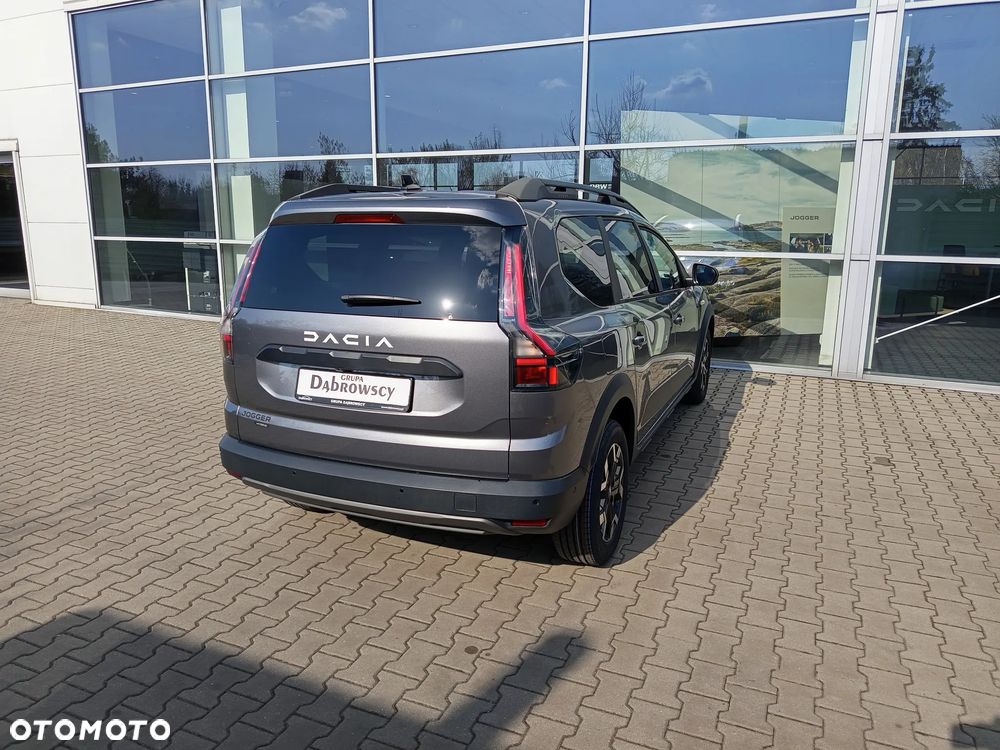 Dacia Jogger 1.8 Full Hybrid 155 Journey MMT - 22