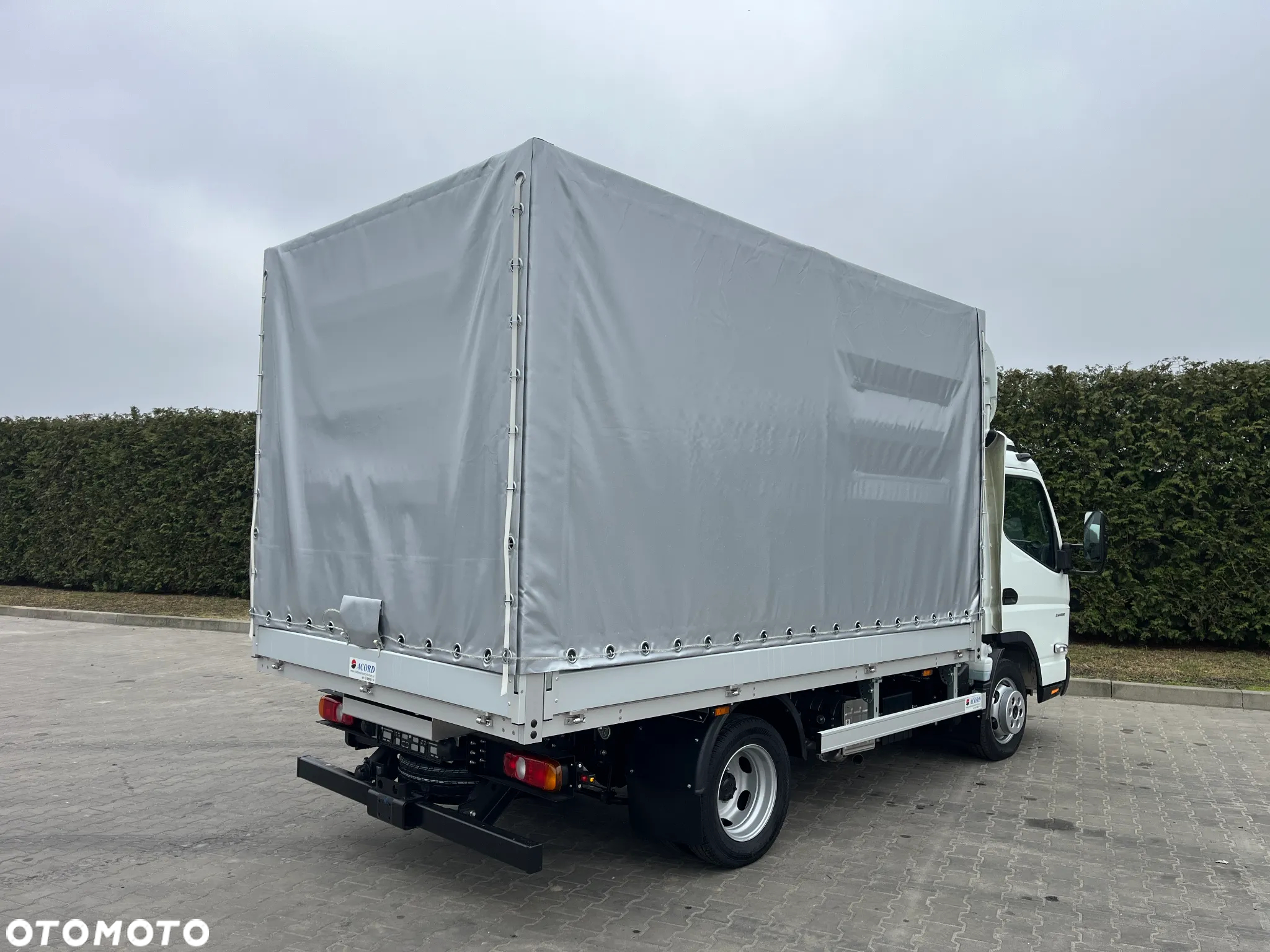 FUSO CANTER - 6