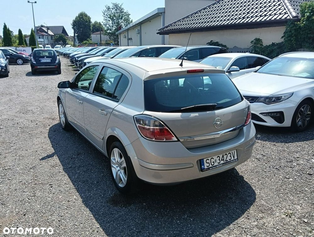 Opel Astra 1.6 Innovation 110 Jahre - 5