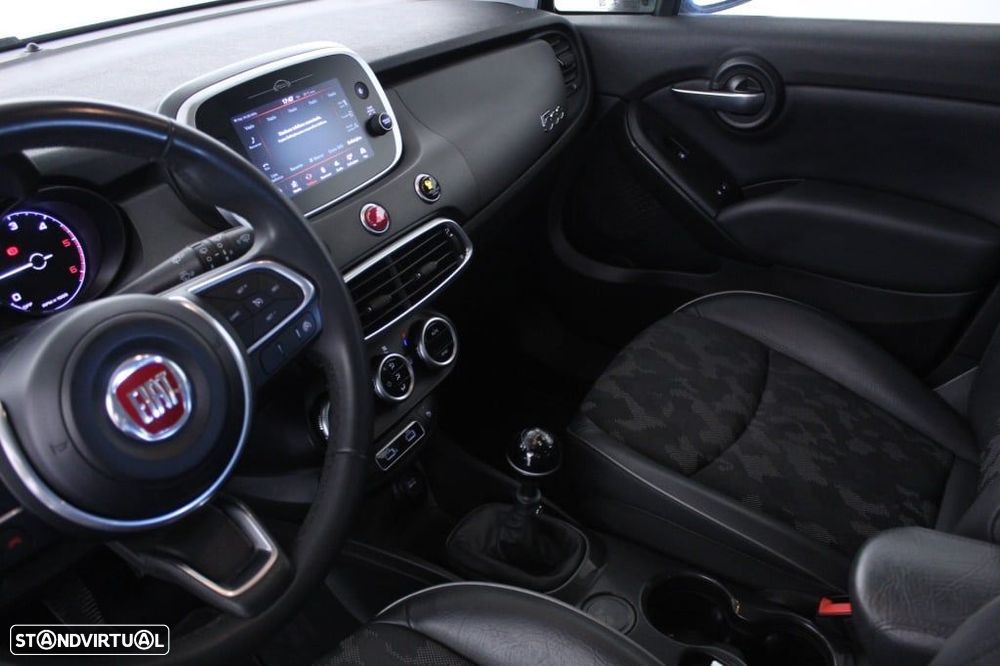 Fiat 500X 1.3 MJ City Cross - 32