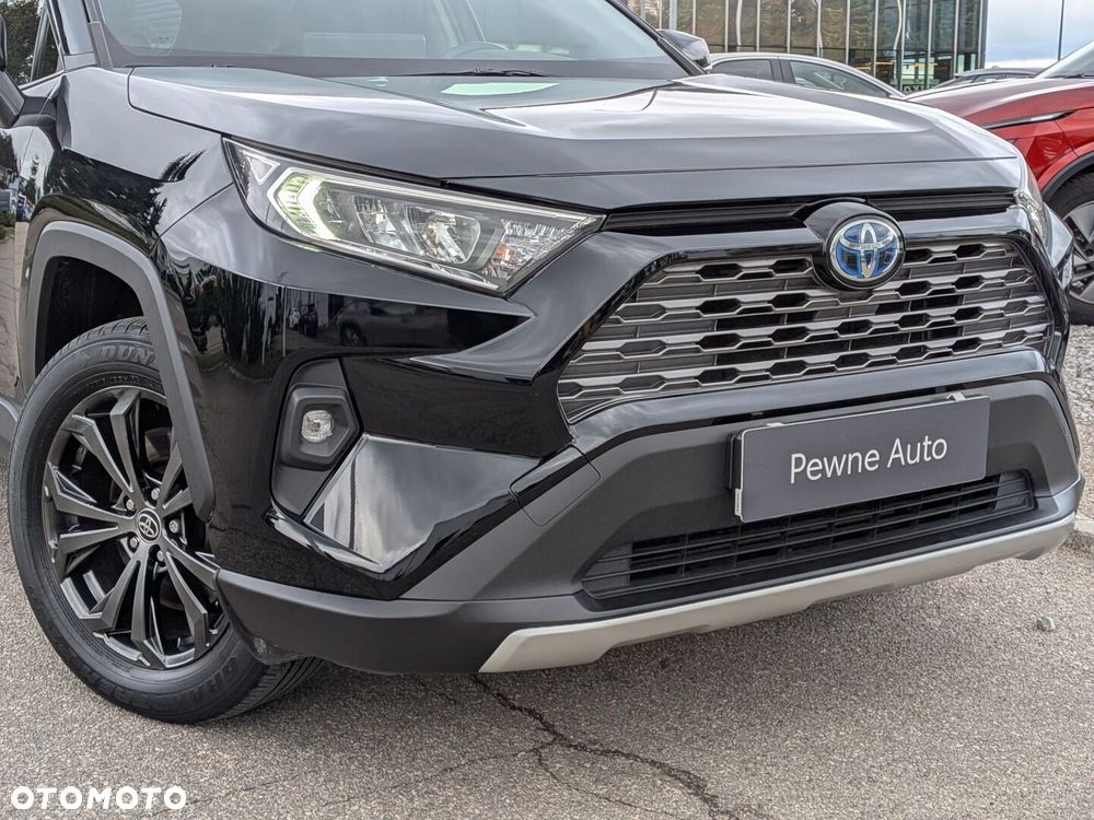 Toyota RAV4 - 6