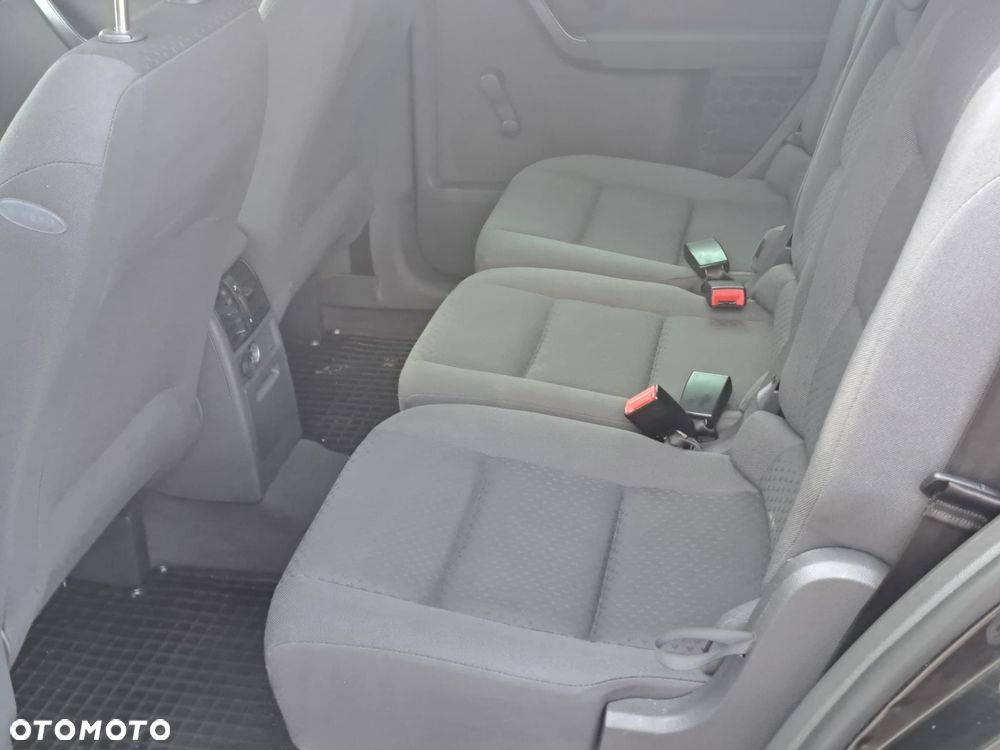 Volkswagen Touran 1.9 TDI Highline - 11