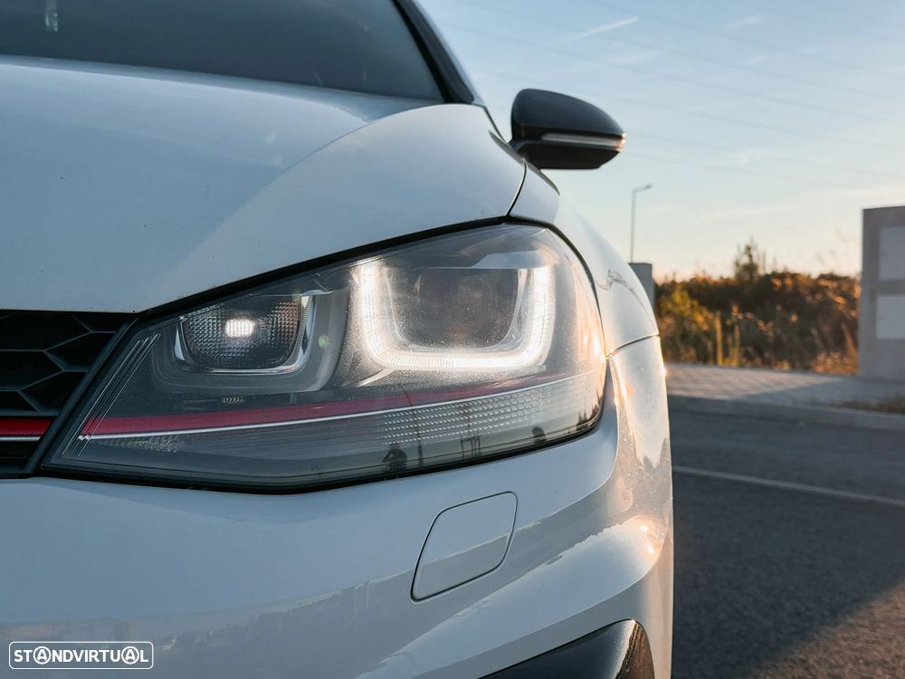 VW Golf GTI Clubsport DSG - 2