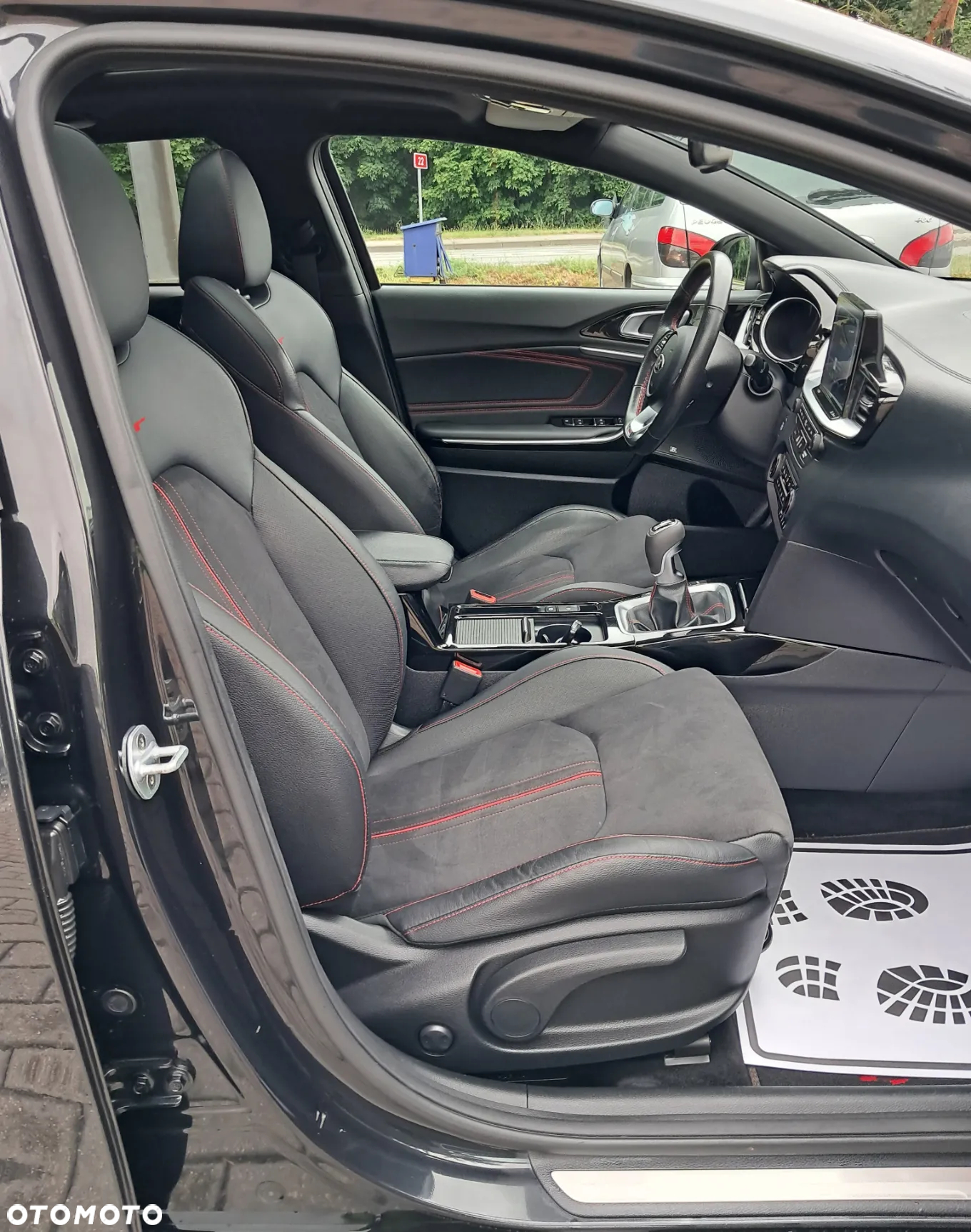 Kia ProCeed 1.6 T-GDI GT - 10