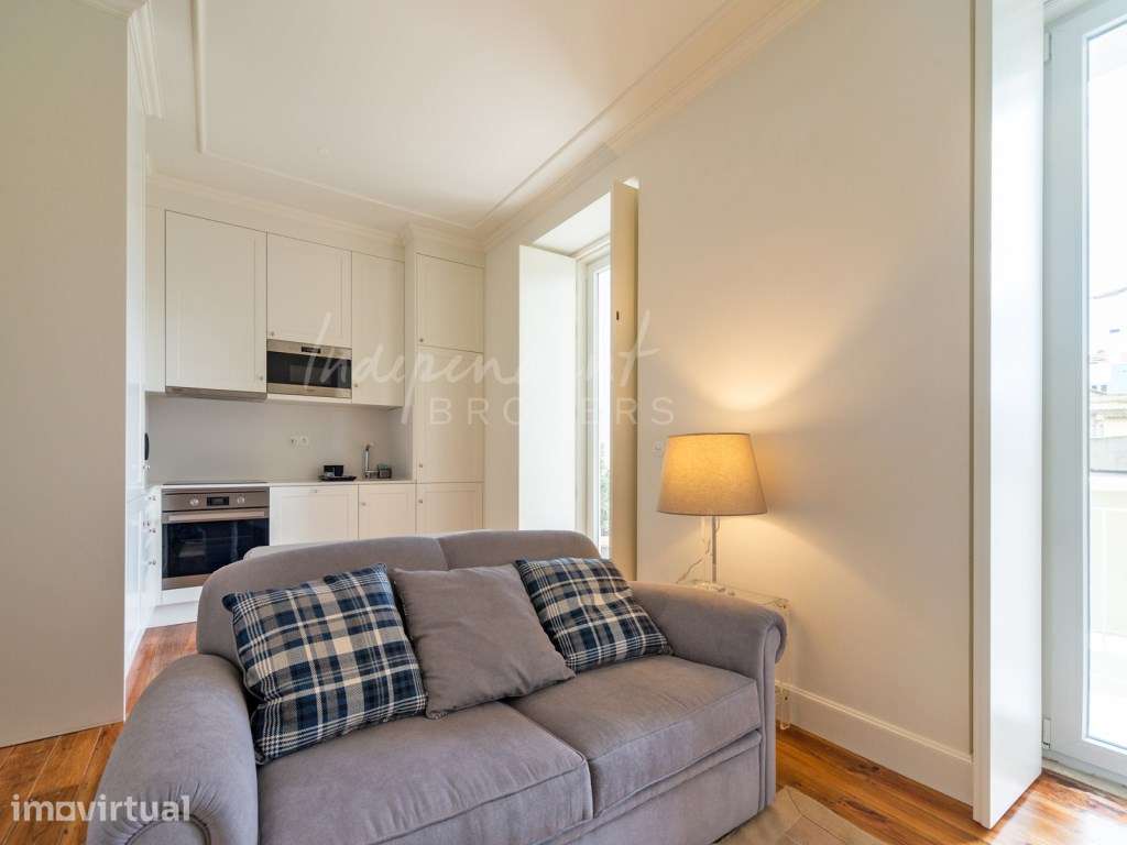 APARTAMENTO T2 MOBILADO E EQUIPADO [CAMPO DE OURIQUE] - Grande imagem: 4/18