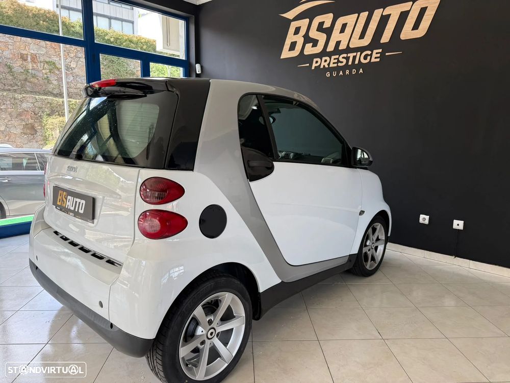 Smart ForTwo Coupé cdi softouch passion dpf - 6
