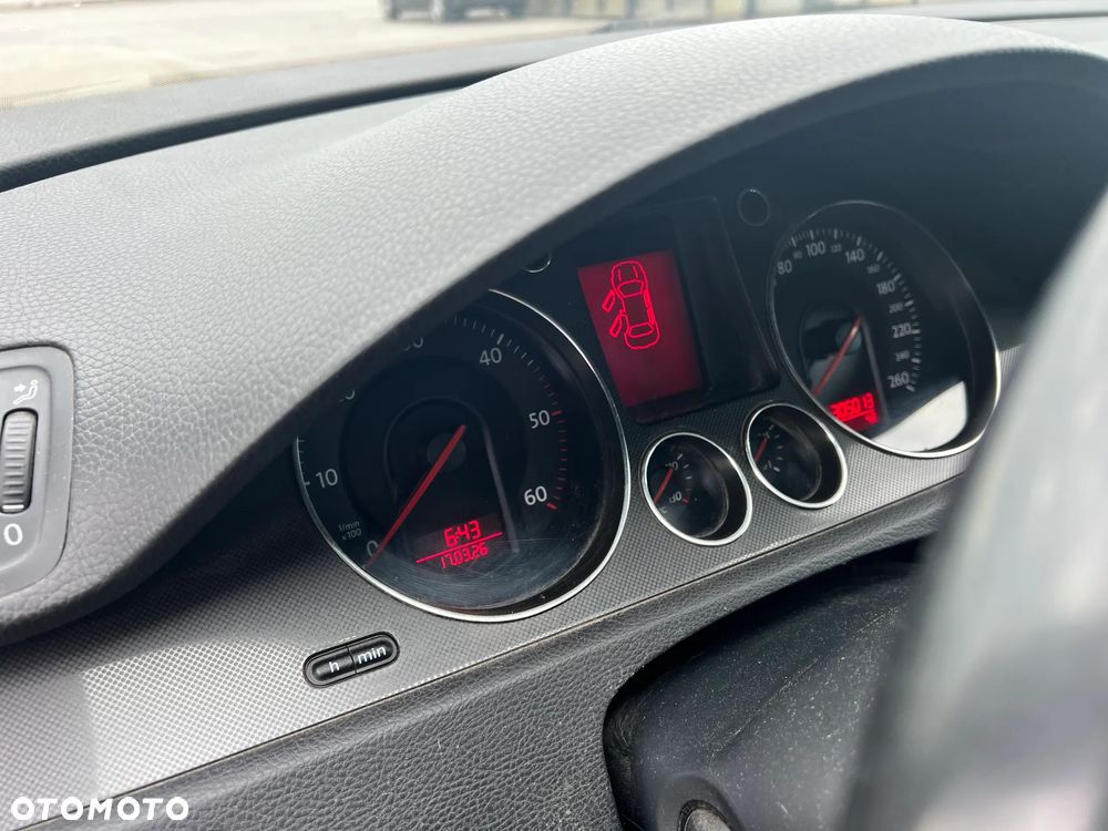 Volkswagen Passat Variant - 5