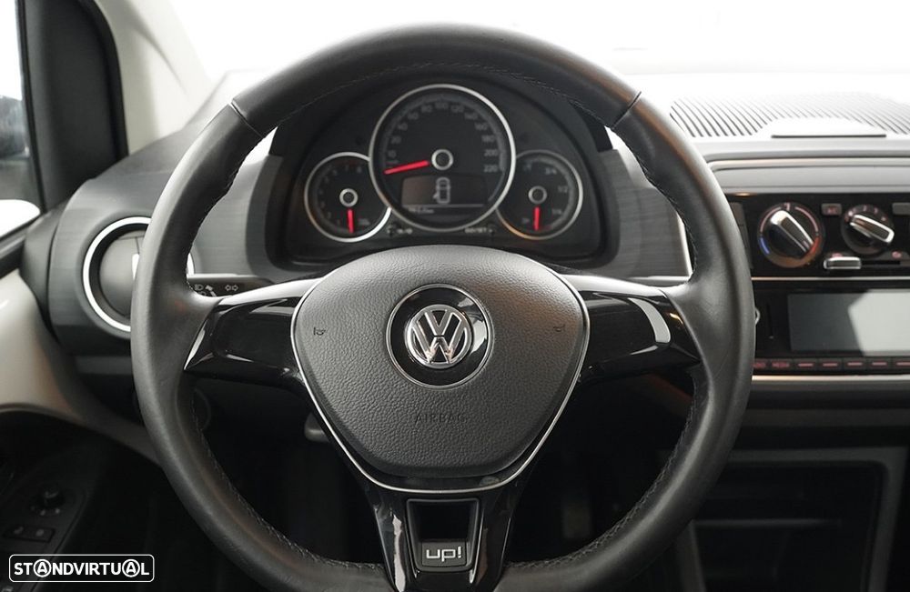 VW Cross Up! 1.0 - 5
