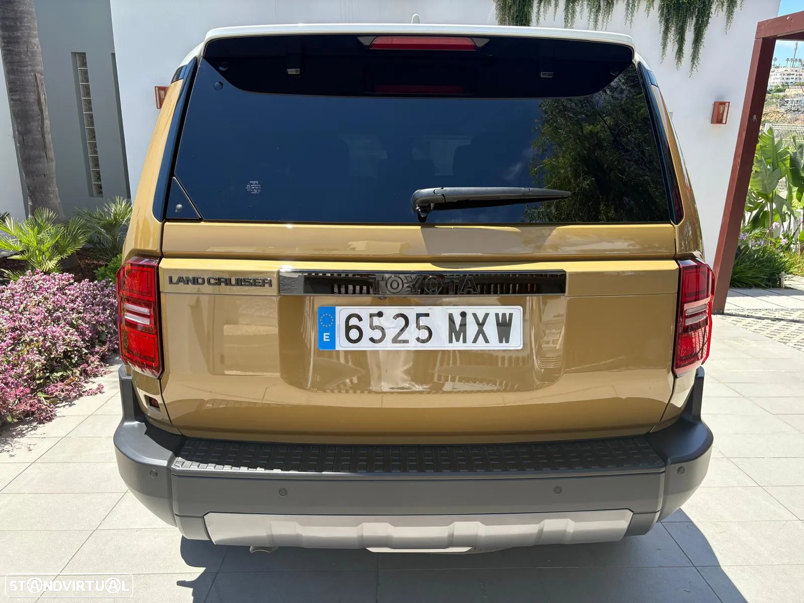 Toyota Land Cruiser 2.8 D-4D Auto First Edition - 21
