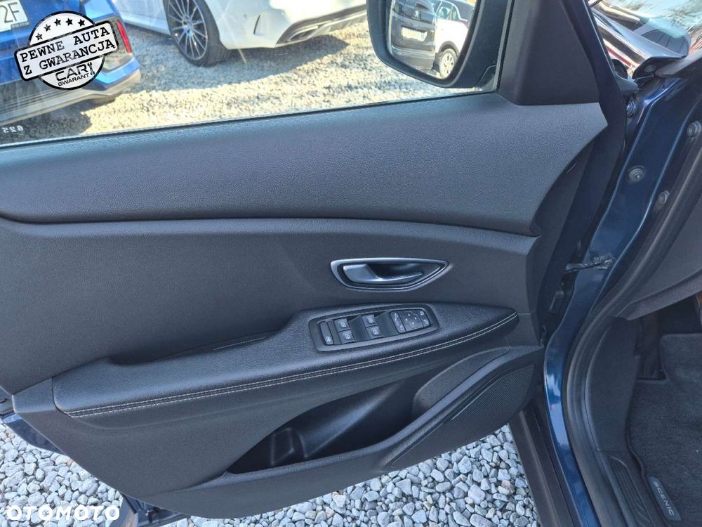 Renault Grand Scenic - 10