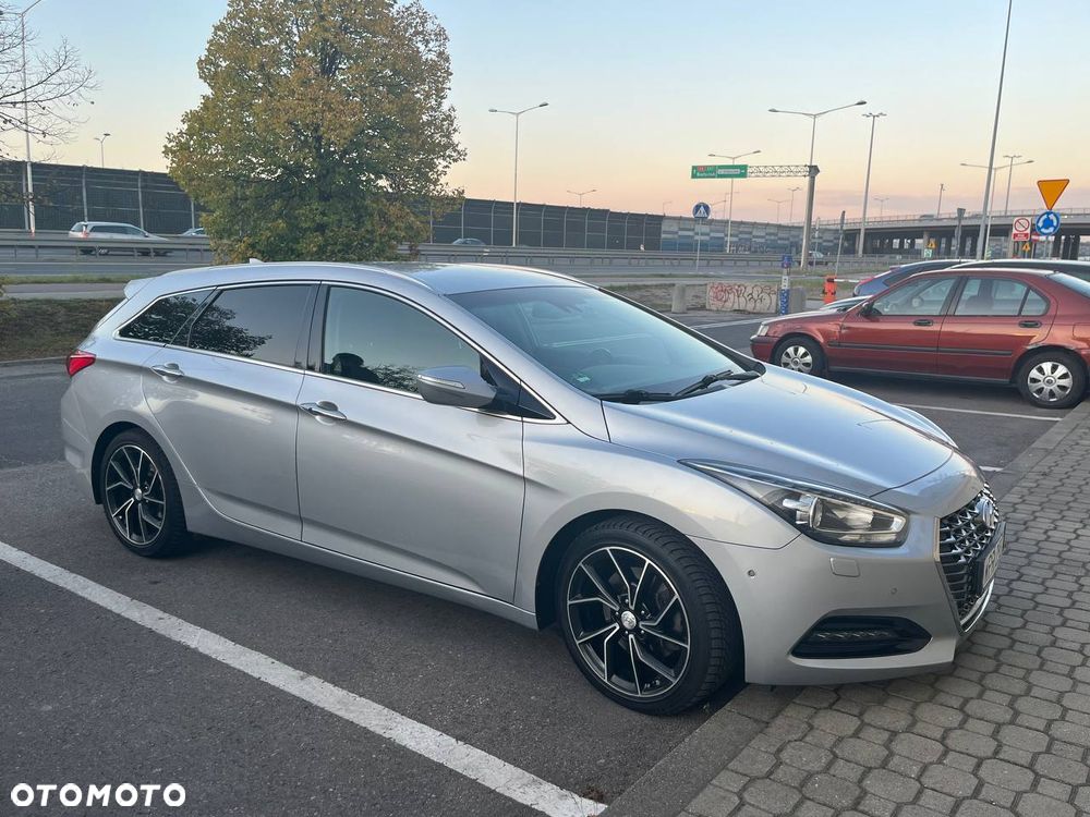 Hyundai i40 1.6 CRDi Premium DCT - 2