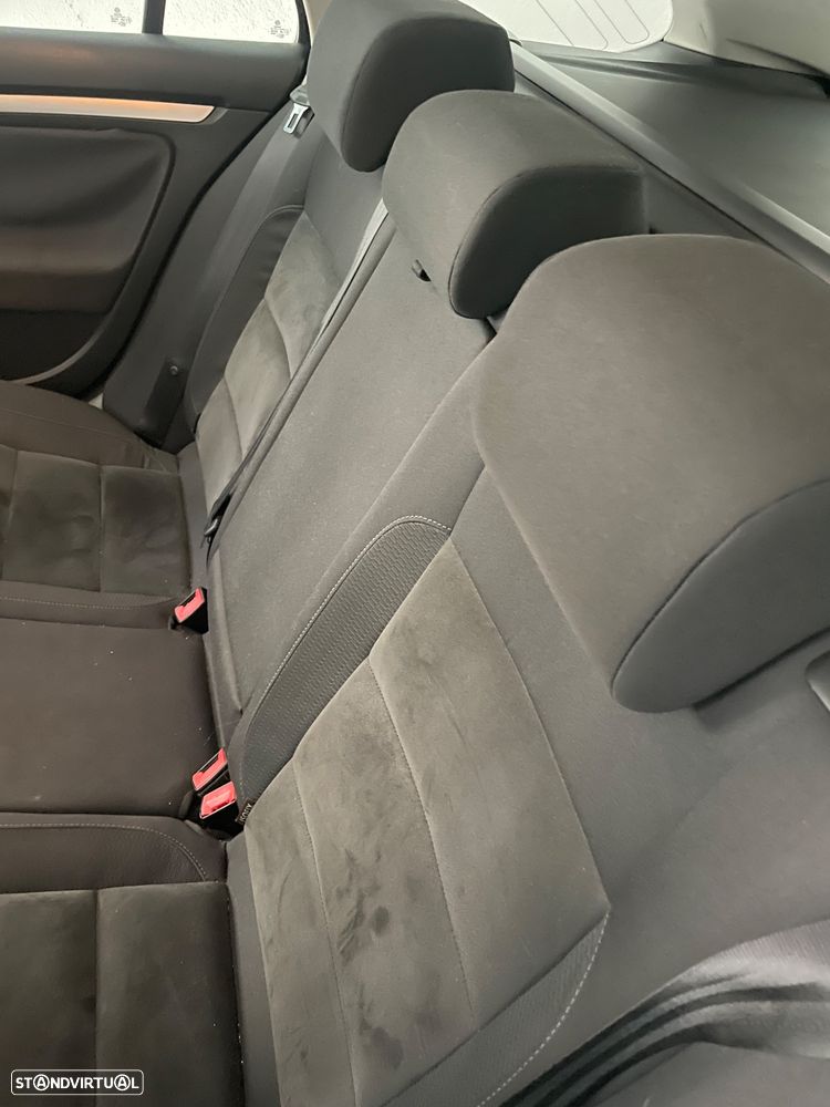 VW Golf Variant 1.6 TDi Highline - 11
