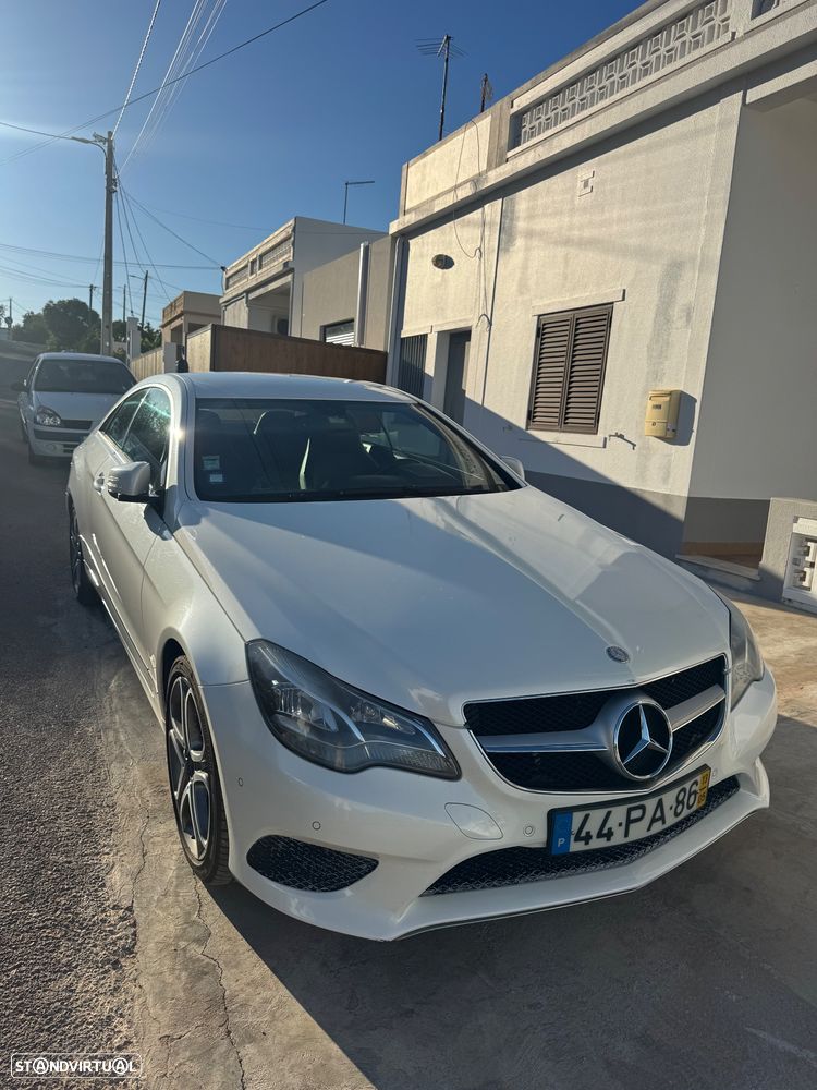 Mercedes-Benz E 220 — fotografia 2