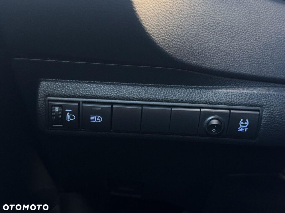 Toyota Corolla 1.6 Comfort - 30