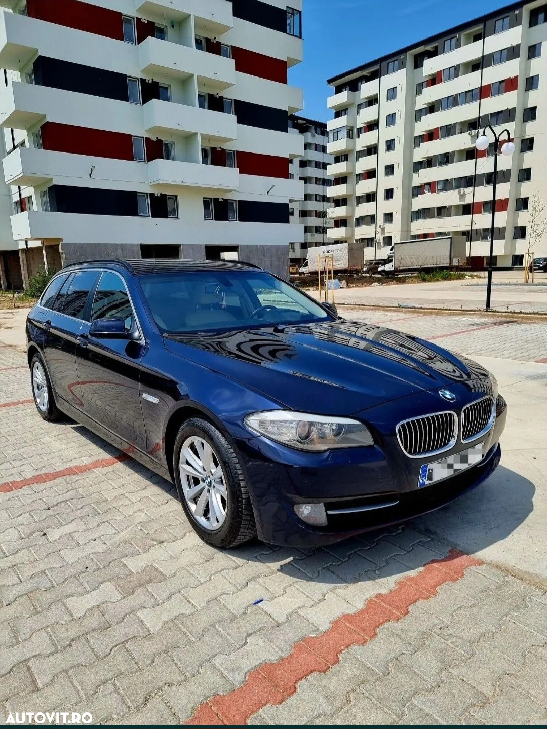BMW Seria 5 520d - 4
