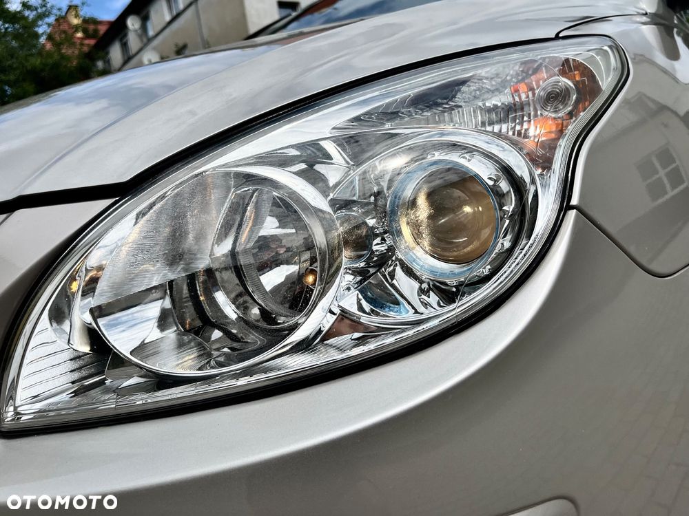 Hyundai i30 1.4 Team 08 - 25