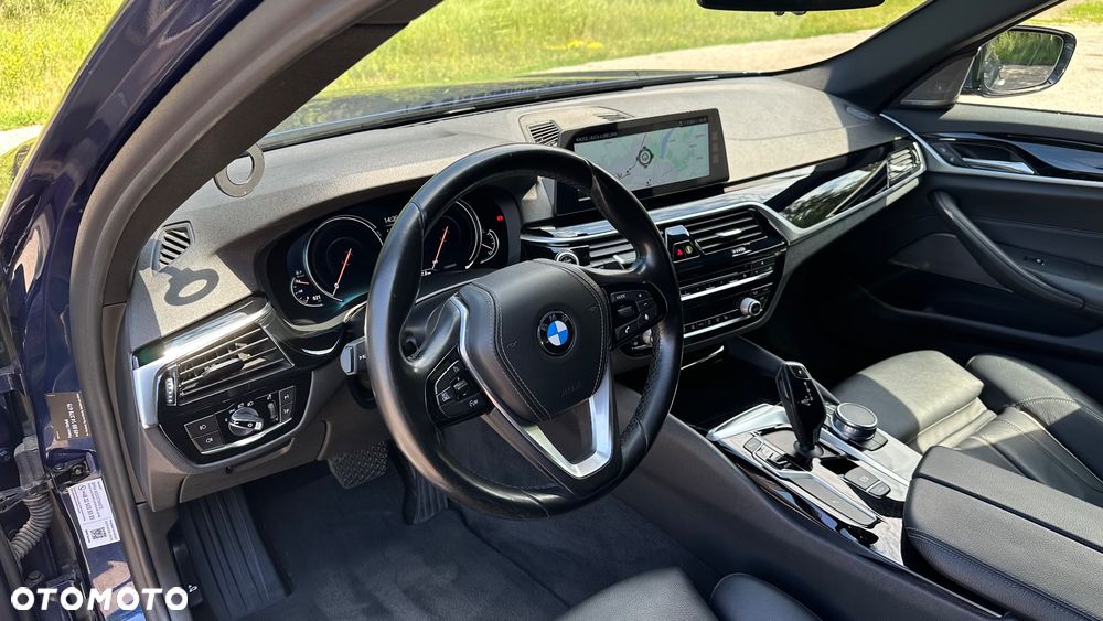 BMW Seria 5 520d Sport Line - 7