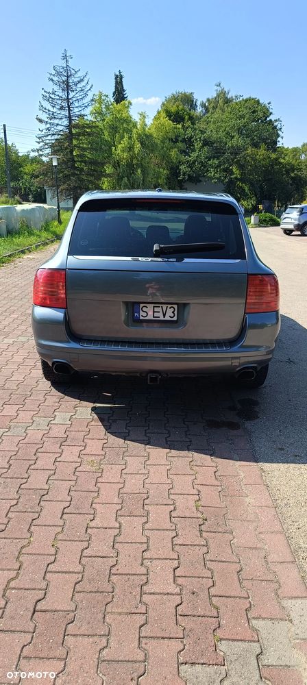Porsche Cayenne - 7