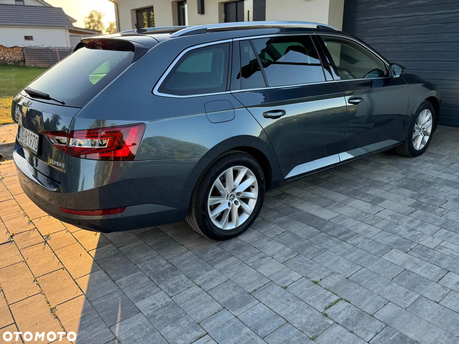 Skoda Superb 2.0 TDI Style - 10