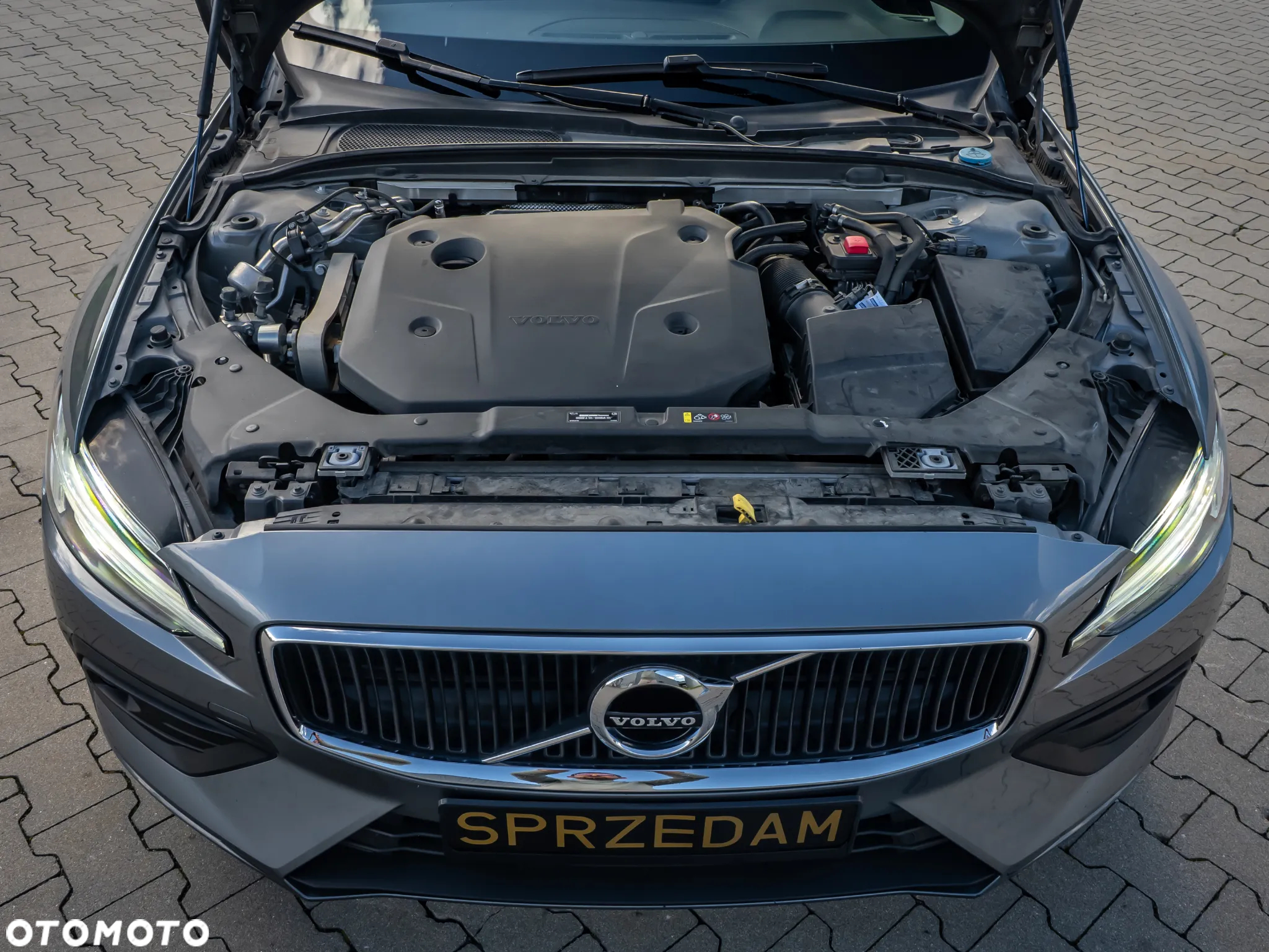 Volvo V60 B4 D Ultimate Bright - 8