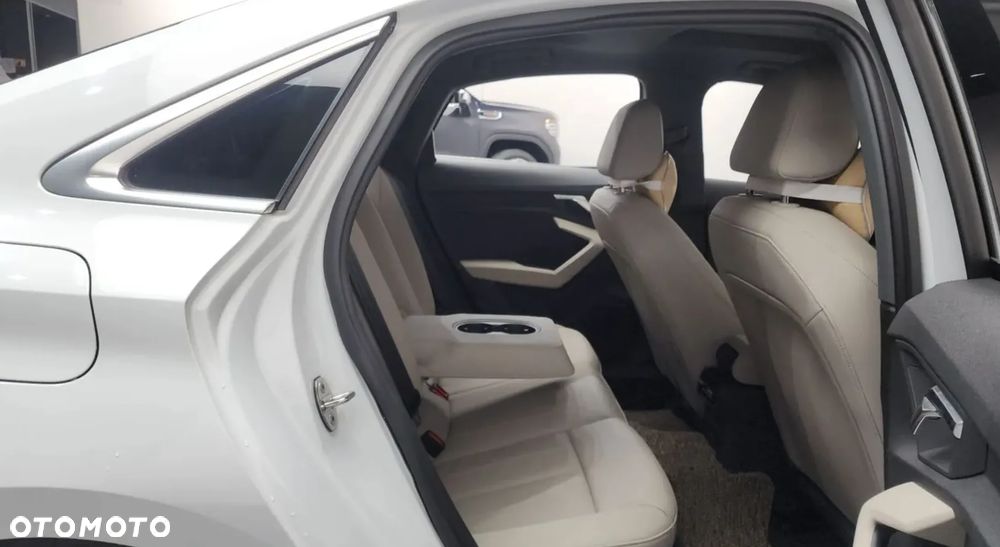 Audi A3 Limousine 40 TFSI quattro S tronic advanced - 14