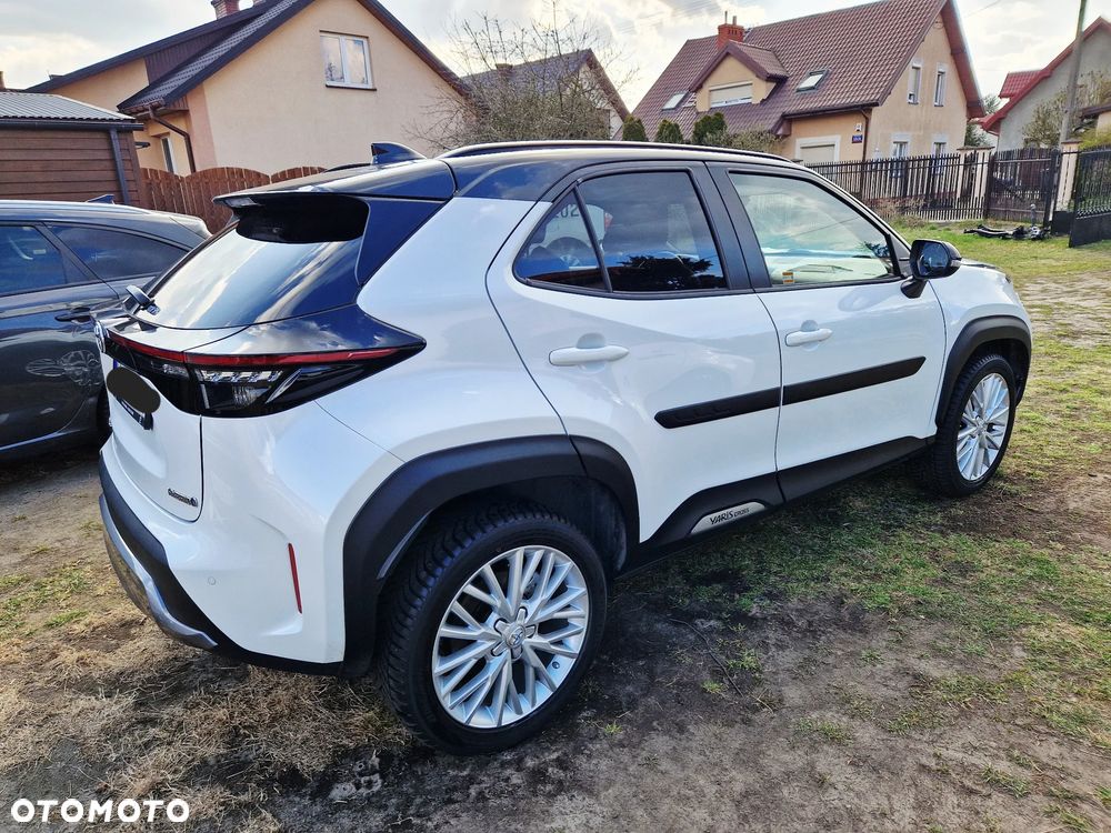 Toyota Yaris Cross Hybrid 1.5 Premiere Edition - 3