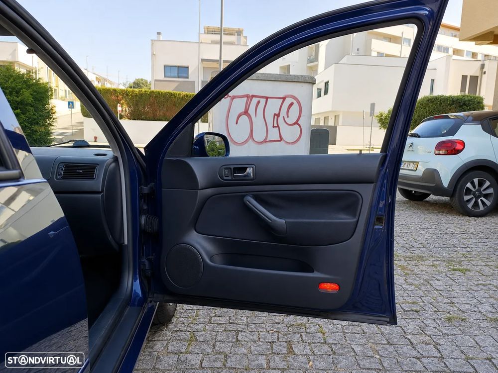 VW Golf 1.9 TDi Highline Aut. - 27